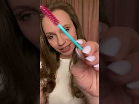 АСМР Расчешу твои брови и реснички • ASMR Eyebrows and eyelashes #shorts