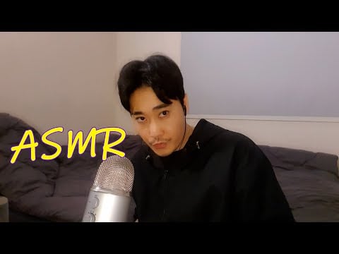 ASMR | Mouth sounds and Tapping sounds (fast.)