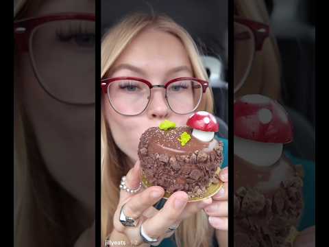 Dessert 🧁🍮 #mukbang #shorts #asmr #dailyshorts #eatingsounds