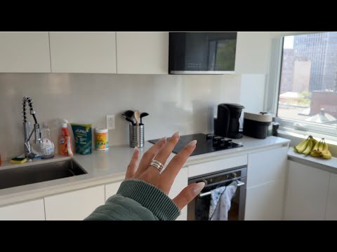 ASMR tingly tapping & scratching around my boyfriends new apartment *no talking* 