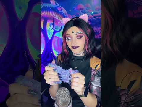 Slime ASMR Sound with and without echo