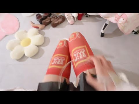 Cozy Night Relax | Cute Girl Gentle Tapping & Scratching ASMR