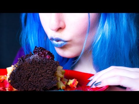 ASMR: Chocolate Cake & Apple  ~ Relaxing Eating Sounds [No Talking | Vegan] 😻