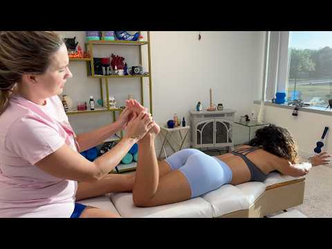 HER FEET Were the Cause of Her Back Pain - Mega CRACKS and Massage Released Her Stress