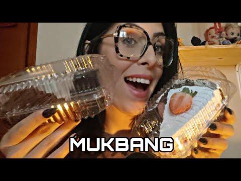 ASMR  MUKBANG - Comendo Brownie com Nutella e Torta Morangoffe #asmr #mukbang