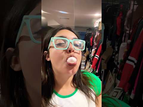 BUBBLE ASMR | blowing small bubble popping sounds #bubblegum #bubble