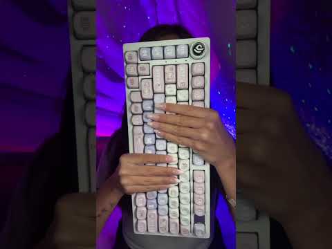 ASMR / Do You Prefer Typing Or Writing?