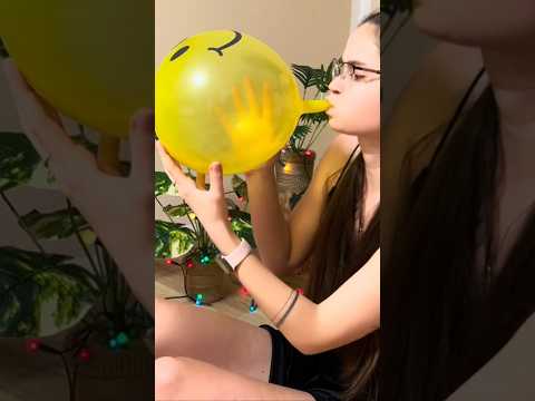 That sound! 🤭❤️ Looner #balloon #asmr #smile