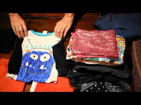 ASMR: Folding Laundry - No Speaking (some humming)