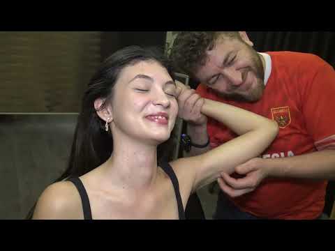 LADY BIRSEN IS VERY TICKLISH & SLEEP TREATMENT 💤 CRACKS + ASMR chest,head,foot,armpit & body massage
