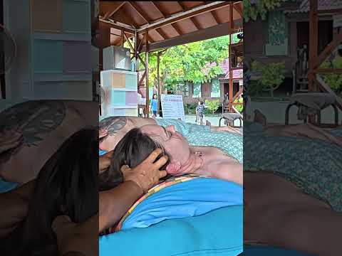 Masaje de cabeza estilo thai 🇹🇭 #masajethai #relax #masaje #short