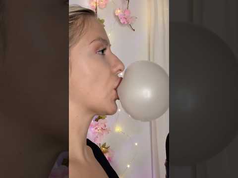 Watch the full video👇🫧 #asmr #bubblegum