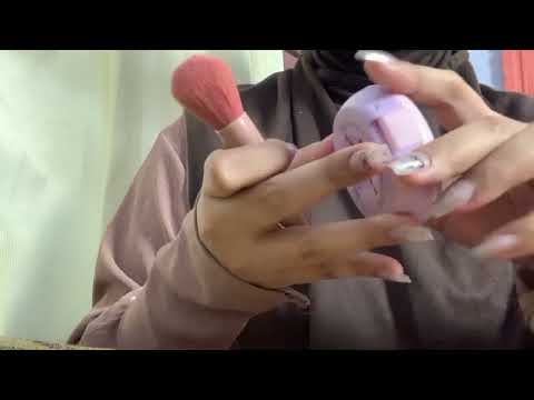 Asmr shaving ur face and doing ur make up 💄👸