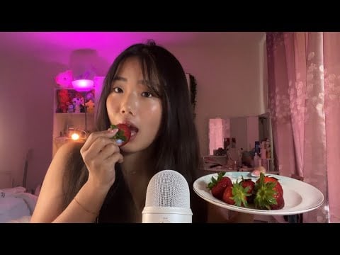 Fresh Strawberries Mukbang🤤🍓Eat With Me ASMR