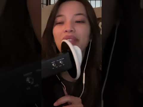 left ear… right ear… tingles in both #eartoear #mouthsounds #asmr #relaxation #shortsvideo