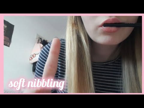 lofi asmr | pencil nibbling 💝