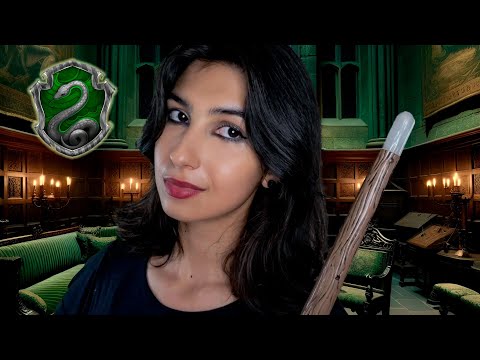 ASMR Aluna da Sonserina implica com você no seu 1° dia em Hogwarts