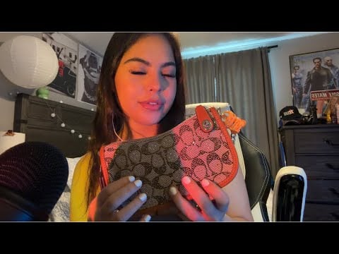 ASMR What’s In My Bag ✨🤍