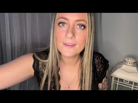 Personal Stylist ASMR