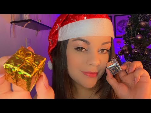 ASMR: MAMÃE NOEL TE DANDO PRESENTES DE NATAL