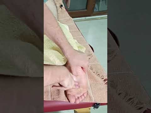 ASMR FOOT THERAPY MASSAGE #massage #foot #satisfyling #shortvideo #relax #easyturkish