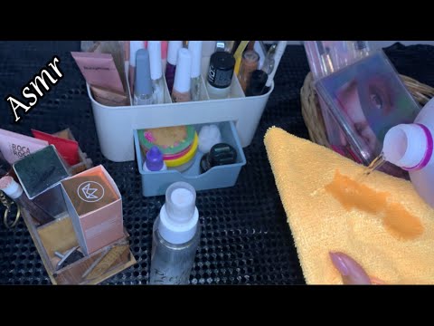 ASMR FAXINANDO MINHAS MAQUIAGENS- Limpeza e tirando os vencidos!. Me surpreendi 🫣