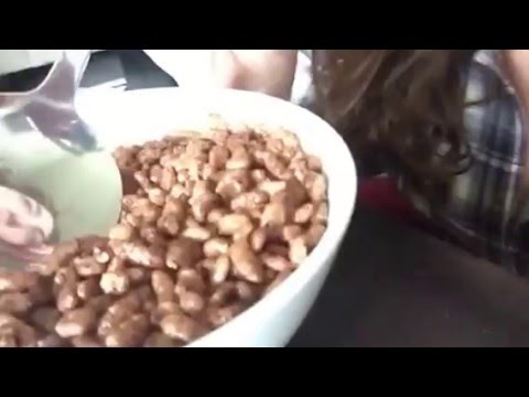 ASMR|| eating sounds| cereal