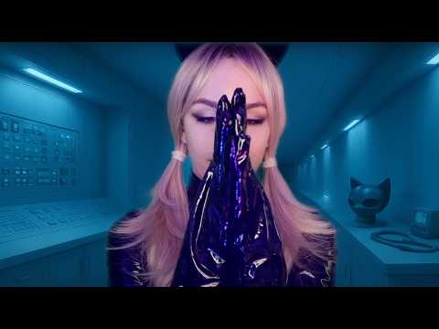 asmr catwoman's showing her costumes to bruce
