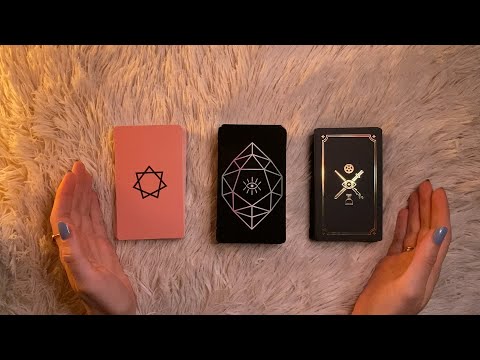 ASMR Tarot Reading for the Full Moon (Pick a Pile) 🌕🕊️