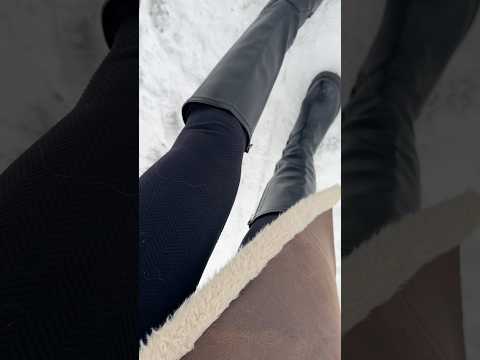 ASMR der Wind ist so stark, dass mir die Stiefel von den Füßen fliegen.. 🥥