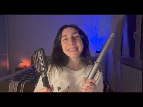 Questo non è un video tutorial su come fare i capelli ma un video ASMR! (whispering)