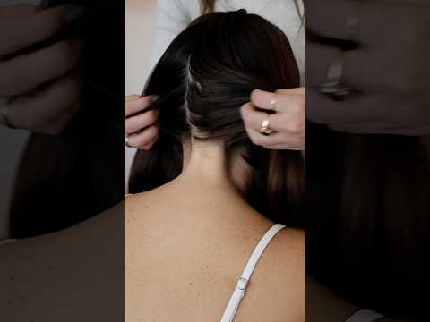 ASMR hair parting & gentle pulling #asmr #asmrsounds #asmrhair