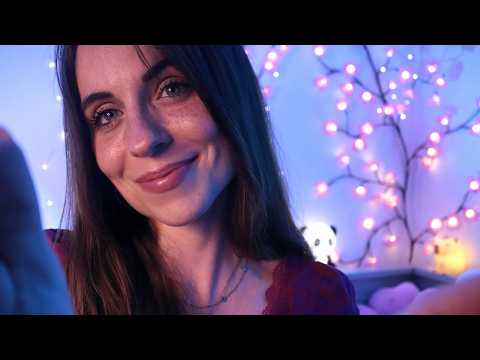 ASMR - Moment cosy et proche : Soft face touching ♡ Close up inaudible et chuchotements très doux 
