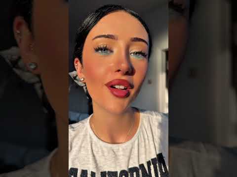 Counting ASMR ⏰ #asmr #asmrshorts #mouthwhisper