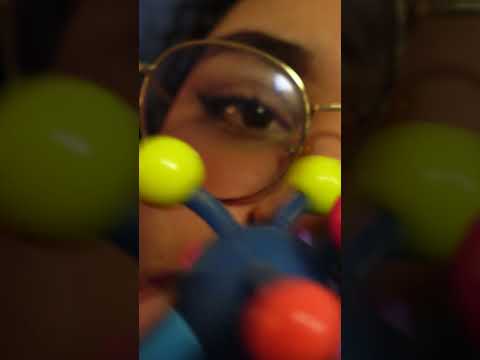 ASMR GATILHOS NA TELA COM SONS DE BOCA