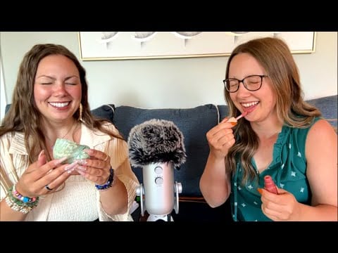 asmr/ whisper ramble + the most tingly triggers🙂‍↕️💞✨ (tapping, scratching, etc)