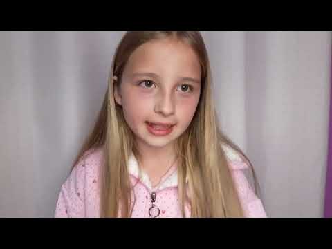 MINHA IRMÃ MAIS NOVA FAZENDO ASMR