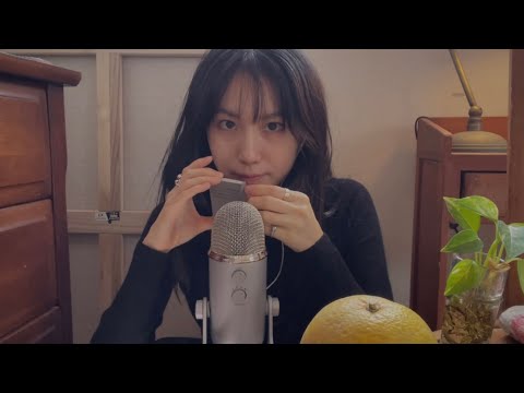 ASMR Slow Whisper and Tapping・囁き声と・속삭임