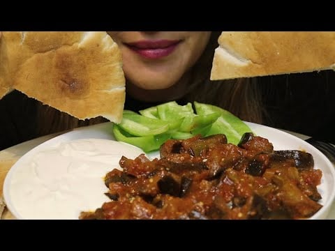 ASMR EGGPLANT & TOMATO STEW FLAT BREAD YOGHURT PEPPERS MUKBANG no talking CREMA ASMR #asmr #mukbang