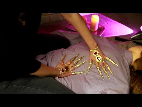 💤 Asmr massage crépitant - avec griffes thaï