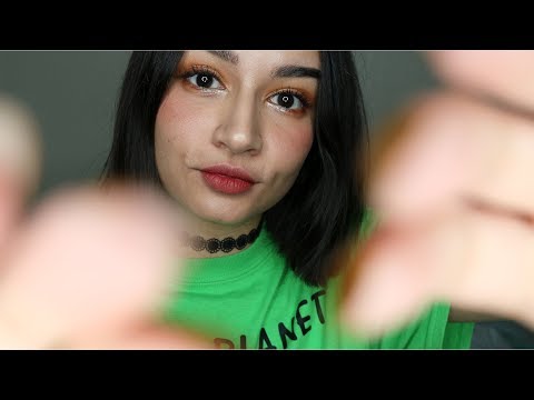 ASMR Trigger Words | Spanish, Personal Attention, Camera Tapping, Tongue Clicking, Inaudible Whisper