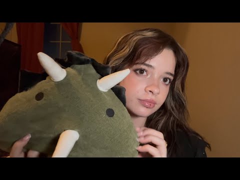 lofi asmr fabric scratching :))