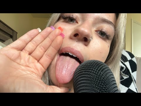 ASMR| No Talking, Wet Fast/ Aggressive Lens Licking+ Fogging