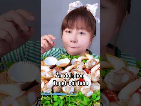 #shortvideo EATING CLAMS LINH-ASMR #linhasmr #asmr