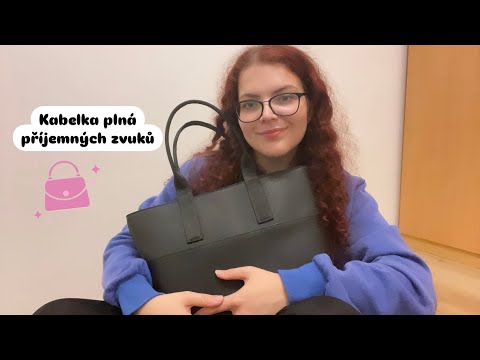 ASMR CZ Co mám v kabelce 👜 | šeptání, tapping, organizování