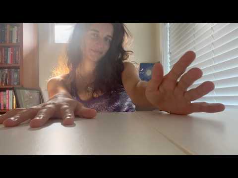 Lofi ASMR - Plastic Table Scratching & Tapping