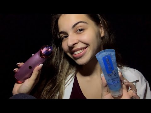 ASMR ROLEPLAY LIMPEZA DE PELE | Camera Toutching & Mouth Sounds