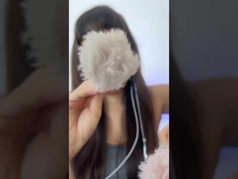 ASMR 💤 Toques Suaves e Relaxantes (Feather Tracing & Taps) #asmr #asmrshorts #triggersforsleep