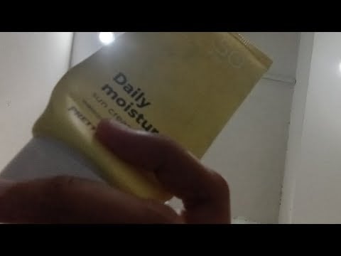 ASMR  doing skincare with mouthsounds ✨️