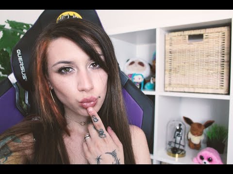 ASMR BINAURAL KISS SOUNDS FOR YOU , I'M BACK !!!